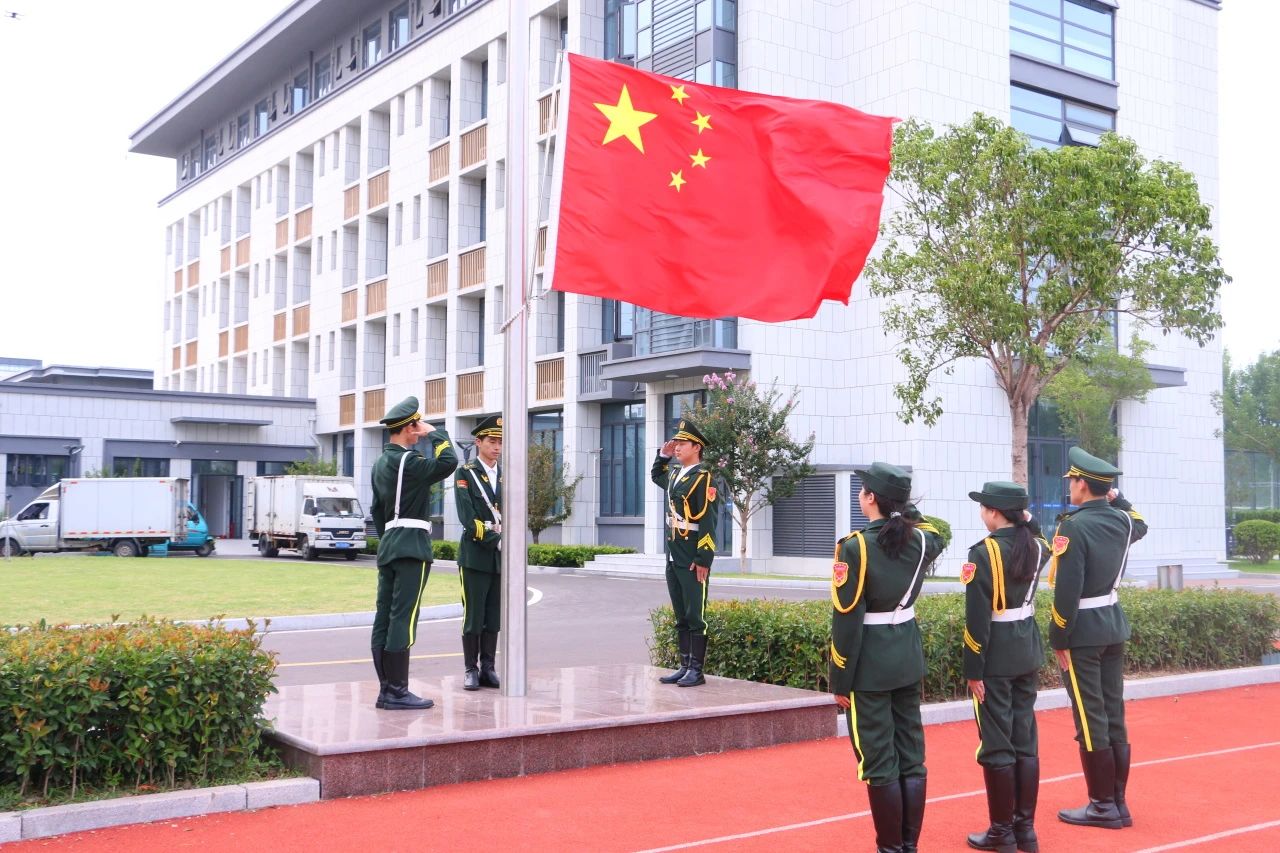 【致敬园丁情 启航新学期】山东运河职业中专开学典礼暨表彰大会(图3)