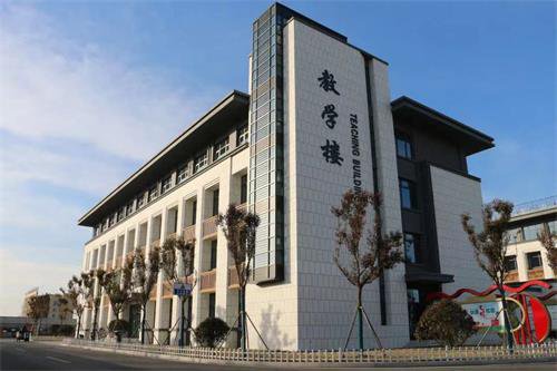 校园设施(图2)