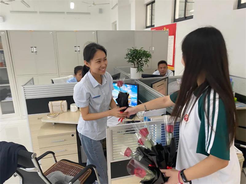 教师趣味运动会|运河职专，凝心职专，凝心聚力，不一样的风采(图2)