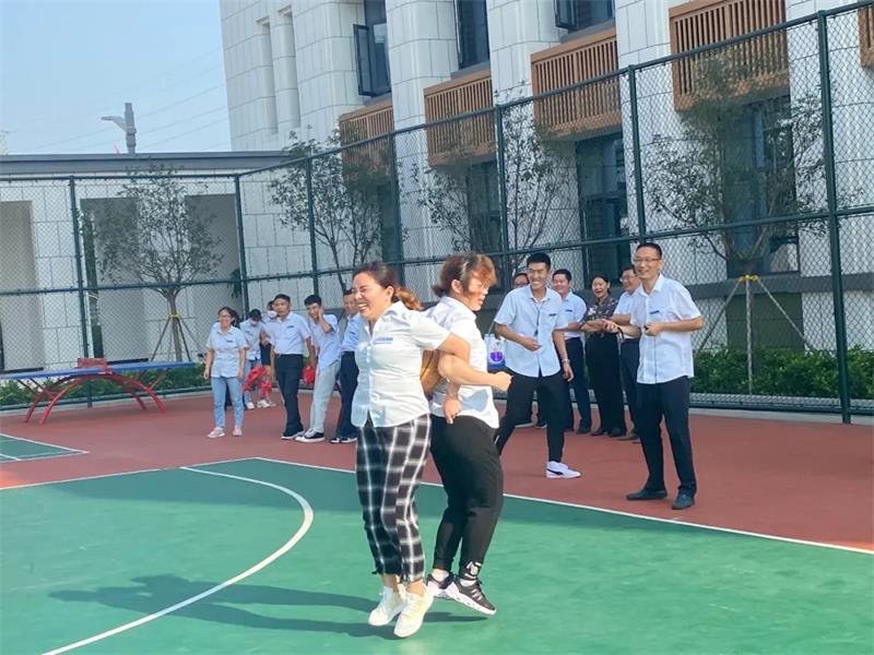 教师趣味运动会|运河职专，凝心职专，凝心聚力，不一样的风采(图9)