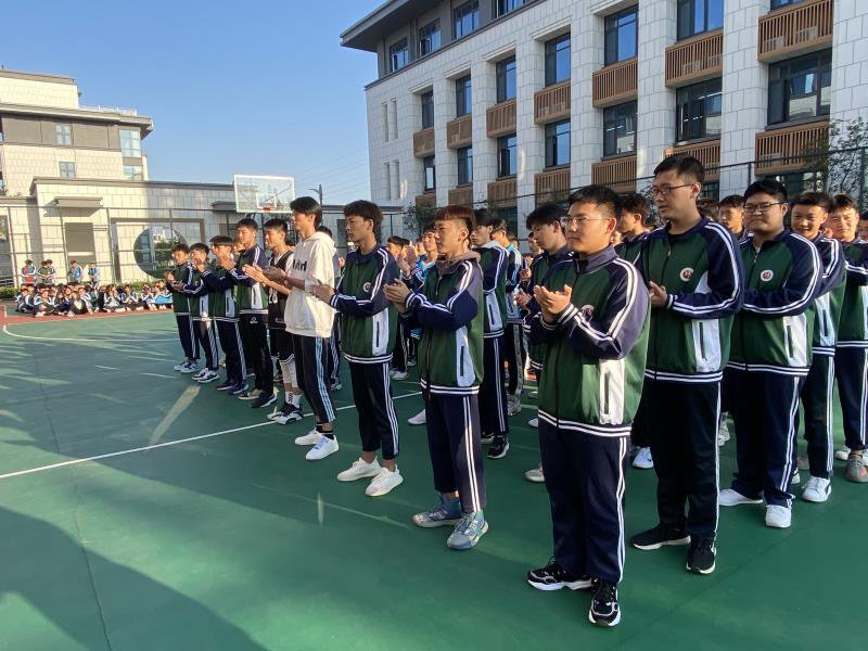 [运河职专]“运河杯”篮球赛正式开幕(图6)
